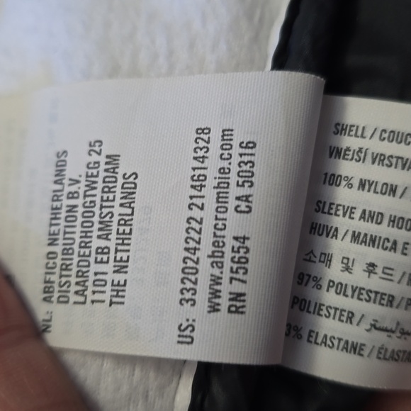 Hollister White Quilted Jacket - Size  S - Picture 7 of 8